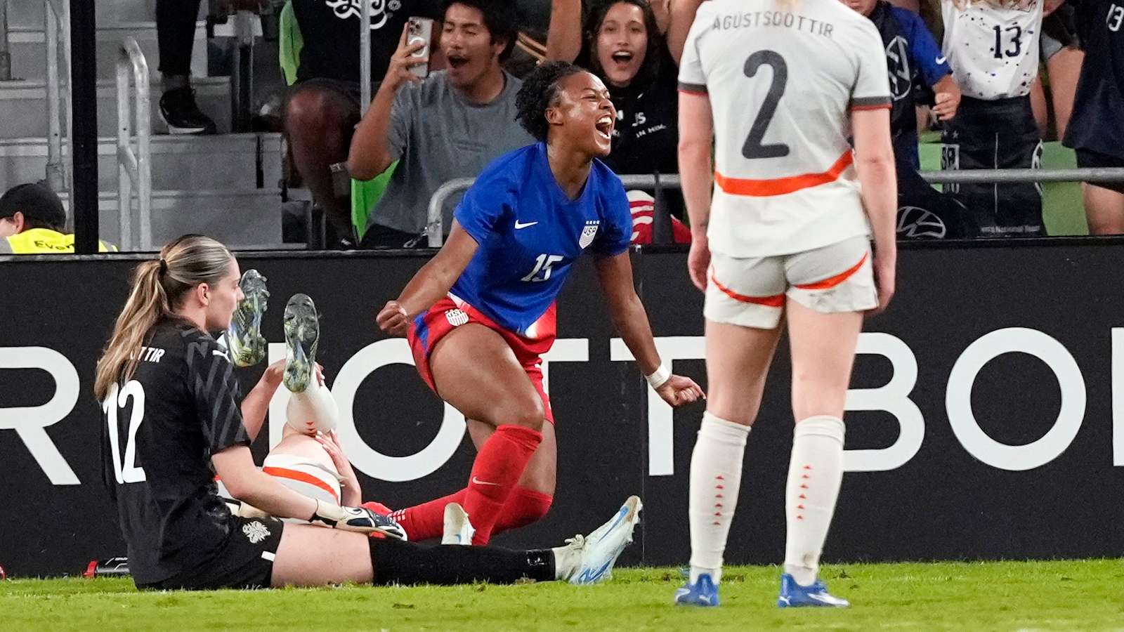 憾地选择了 憾地选择了